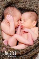 Twins_01m_030